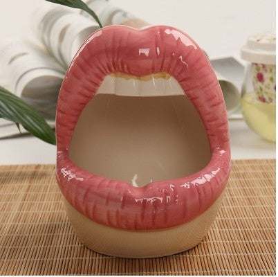 Lebe - Ceramic Lips Flower Pot