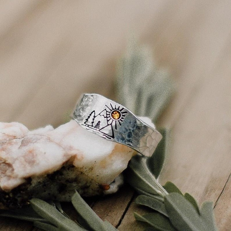 Kaves - Forest Mountain Sun Nature Landscape Carved Ring