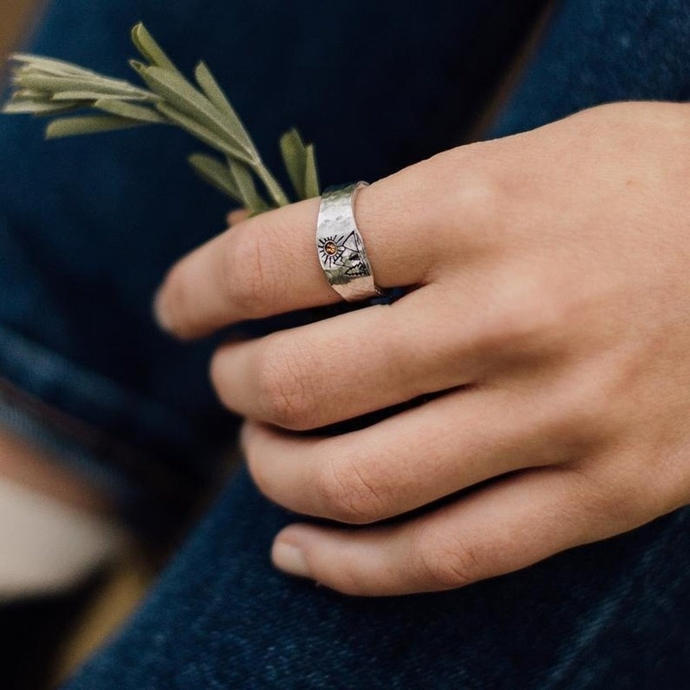 Kaves - Forest Mountain Sun Nature Landscape Carved Ring