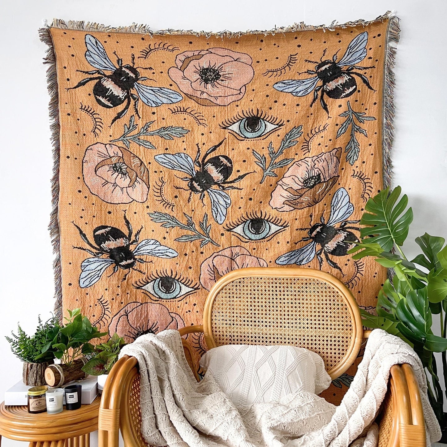 Cayar - Bees Eyes Nordic Woven Throw Blanket