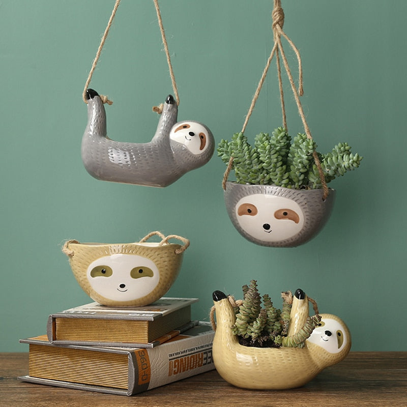 Peca - Cute Sloth Hanging Ceramic Planter