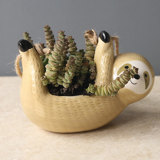 Peca - Cute Sloth Hanging Ceramic Planter