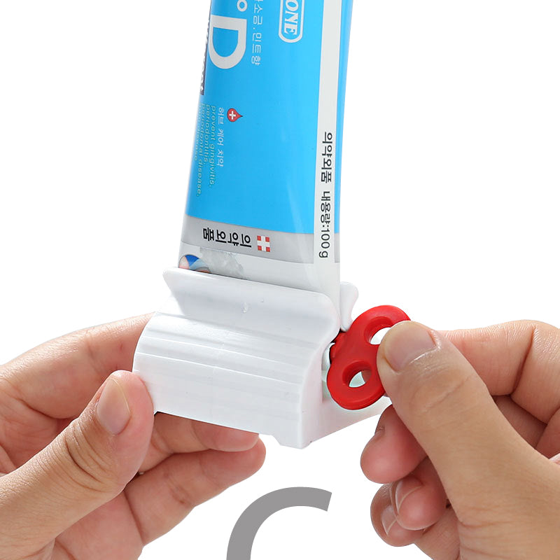 Rolling Toothpaste Squeezer